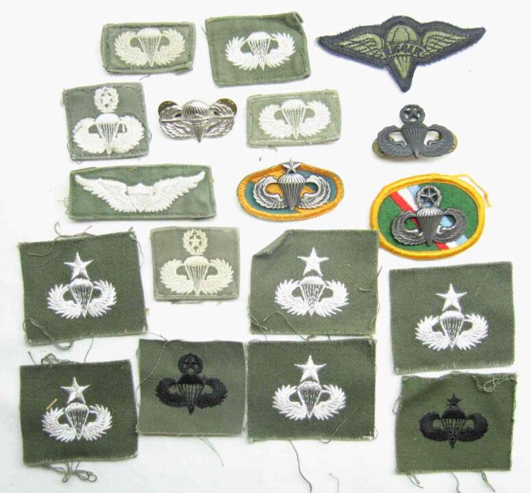 Mixed lot of US ARMY JUMP WINGS.