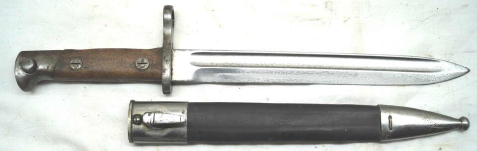 M1892/93 Humpback bayonet with scabbard.