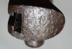 RG1886 bayonet with scabbard.