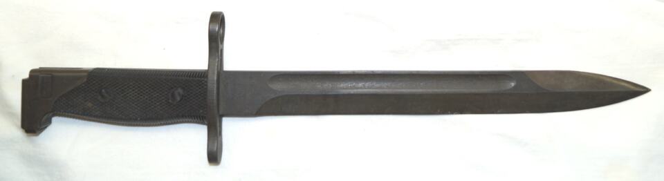 Experimental T2 bayonet made by Hotpoint.