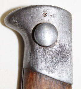 S71/84mS Sawback bayonet with scabbard.