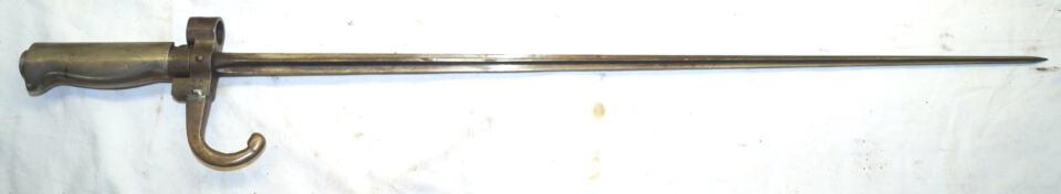 Movie Prop former French Mle.1886/16 bayonet made by REMINGTON.