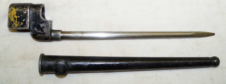 No 4 MkII* bayonet with scabbard.