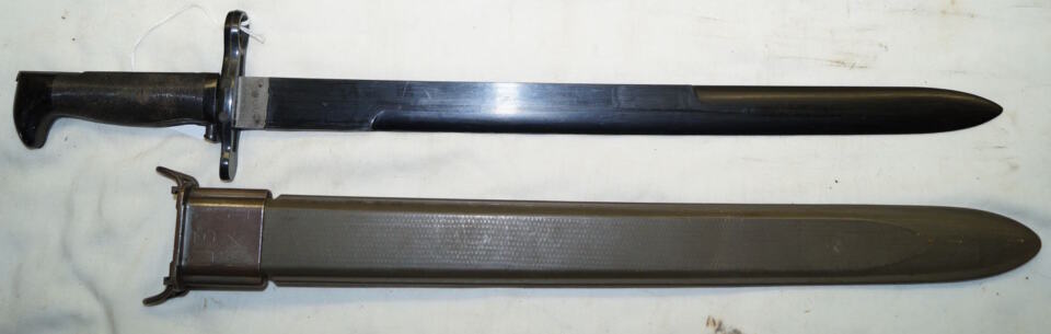 USN MARK 1 Plastic bayonet with MkI scabbard.