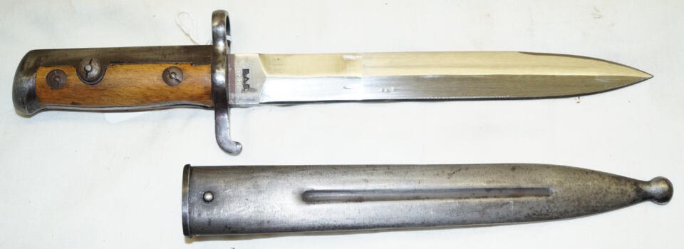 M1944 bayonet with MATCHING scabbard.