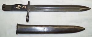 SP1 (BM59) bayonet with scabbard.