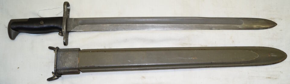 M1905 bayonet with DETROIT GASKET M3 scabbard.