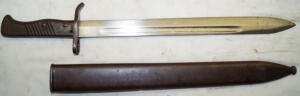 Rivetted hilt Parallel blade ersatz bayonet with S98/05 scabbard.