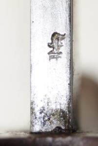 Rivetted hilt Parallel blade ersatz bayonet with S98/05 scabbard.
