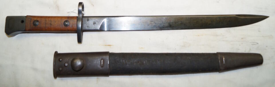 MkIII* bayonet with scabbard.