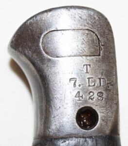 P1907 bayonet with almond stud scabbard.