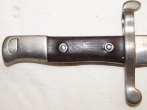 M1886 Kropatschek SHORT RIFLE bayonet STEYR 1886 There is conflicting data surrounding the number of Short Rifles and Carbines that were made.
