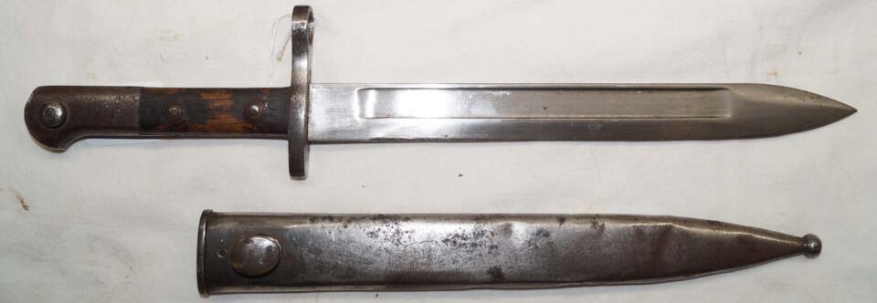 M1935 LONG pommel bayonet with scabbard.