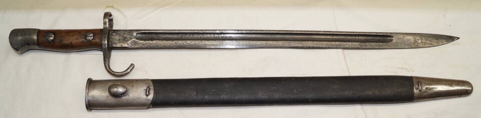 P1907 Hooked Quillon bayonet with MkII scabbard.