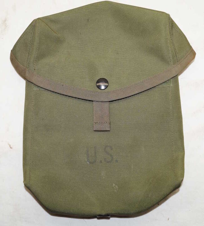 First generation US M249 SAW ammunition pouch