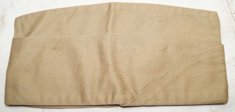 US M1950 Khaki Garrison Cap.