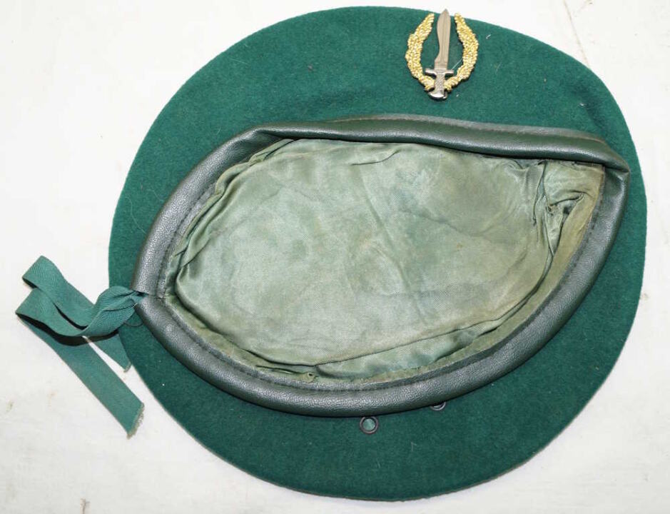 Spanish Foreign Legion Green Beret Approximately size 7 1970s/80s era