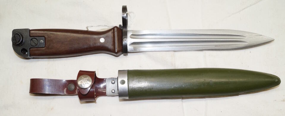 T81 bayonet with scabbard and integral frog.