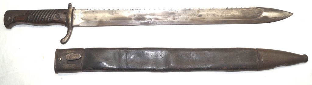 SAXON S98/02 Sawback bayonet with scabbard.