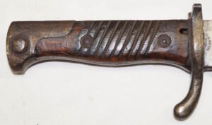 SAXON S98/02 Sawback bayonet with scabbard.