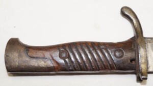 SAXON S98/02 Sawback bayonet with scabbard.
