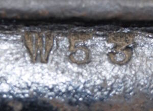 P1907 bayonet with almond stud scabbard.