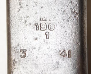 P1907 bayonet with scabbard.