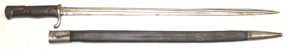 SAXON S98aA quillback bayonet with scabbard.