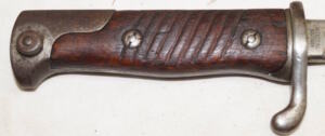 S98nA quillback bayonet with steel scabbard.