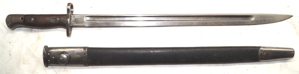 P1907 bayonet with scabbard SANDERSON 10/18 no rehab marks Sideways U arrow on pommel