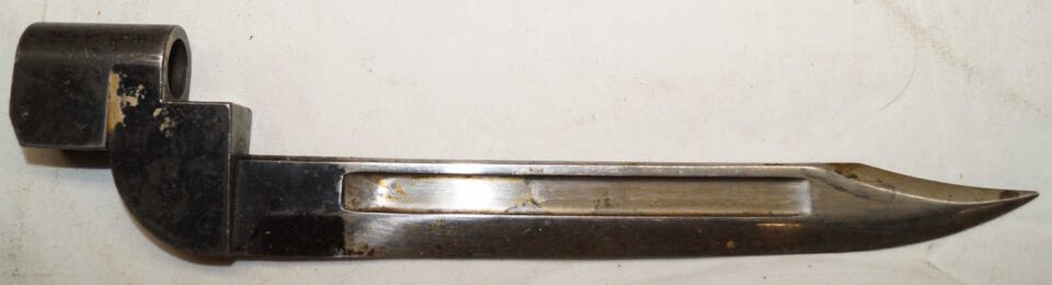 No9 MkI socket bayonet POF 57 with star and crescent ricasso mark