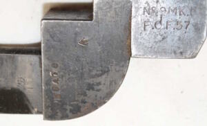 No9 MkI socket bayonet POF 57 with star and crescent ricasso mark